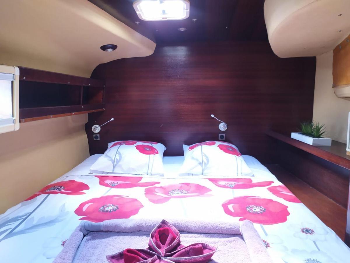 Imagine972 Martinique Bateau Hotel A Quai Le Marin 3 Cabines 3 Salles De Bains 6 Pers Maxi Bagian luar foto