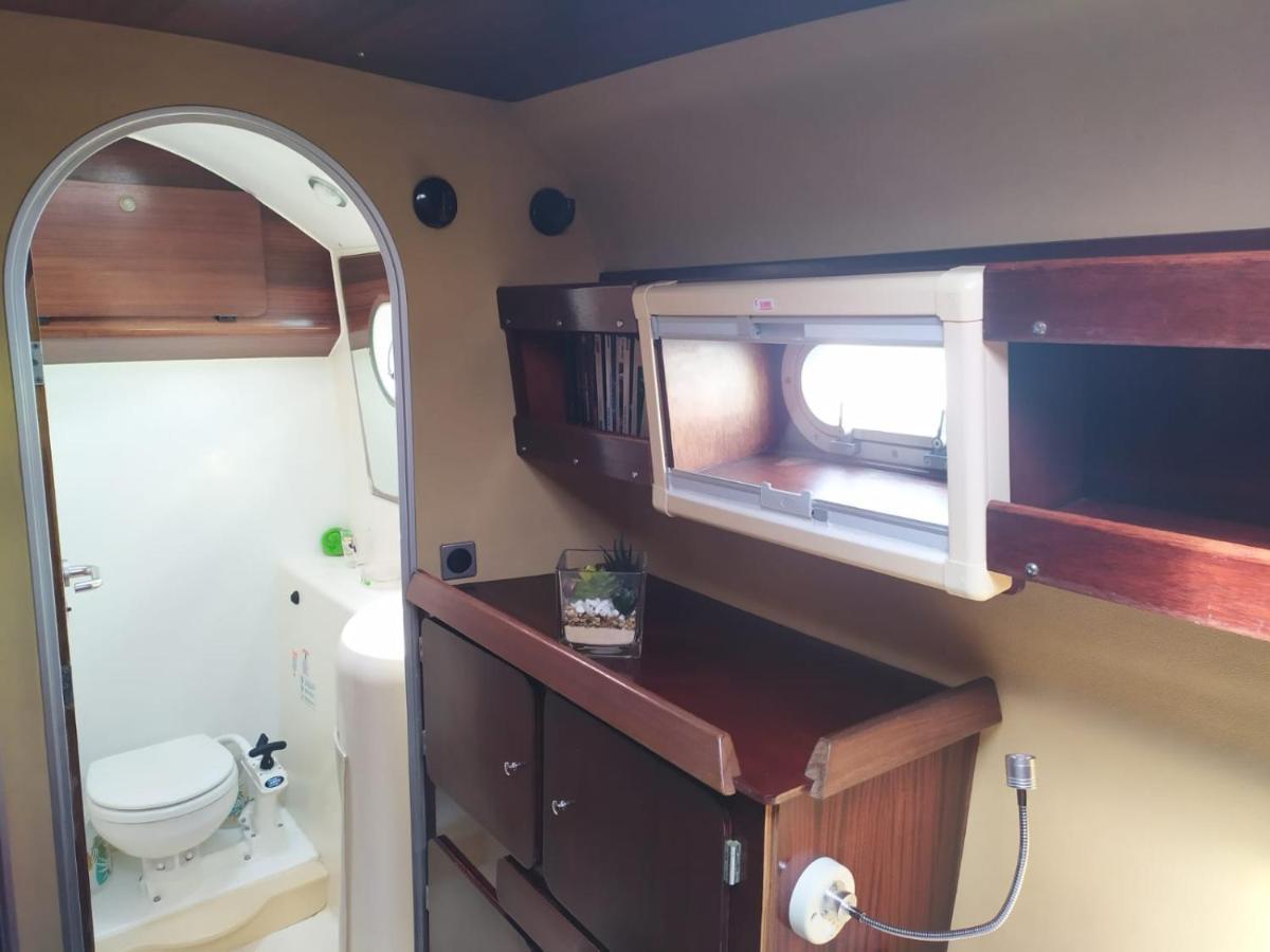 Imagine972 Martinique Bateau Hotel A Quai Le Marin 3 Cabines 3 Salles De Bains 6 Pers Maxi Bagian luar foto
