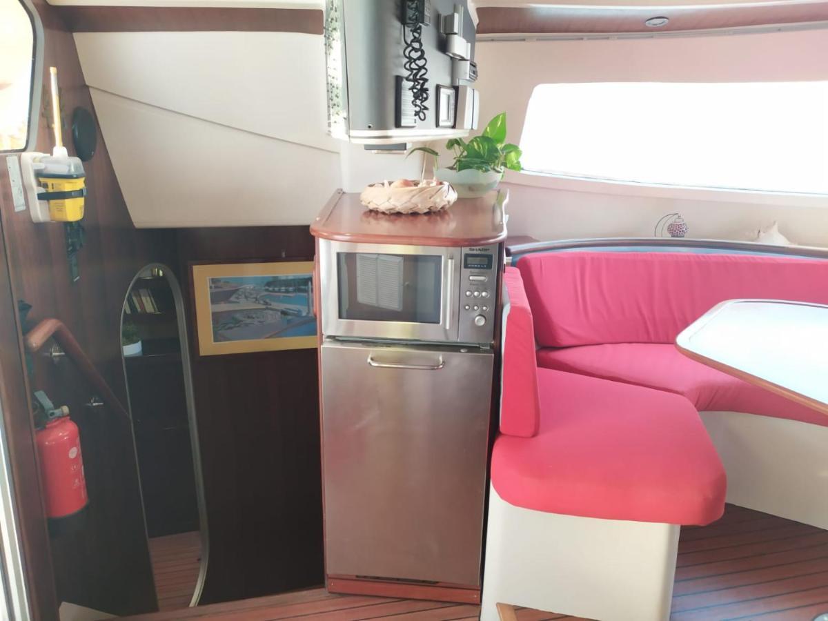 Imagine972 Martinique Bateau Hotel A Quai Le Marin 3 Cabines 3 Salles De Bains 6 Pers Maxi Bagian luar foto